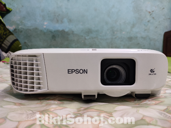 Epson EB-2042 4400 Lumens 3LCD Projector